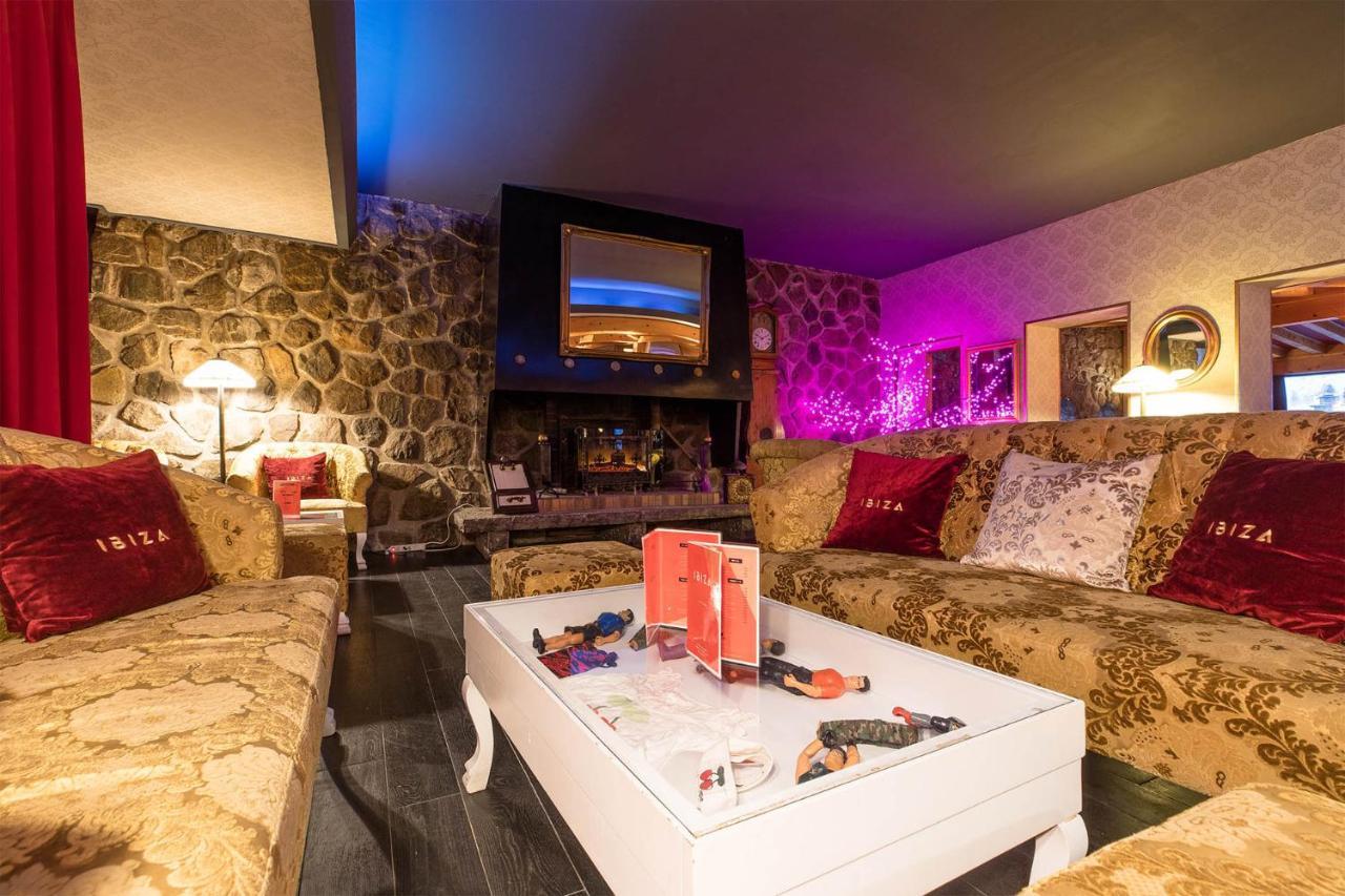 Madame Ibiza Hotel